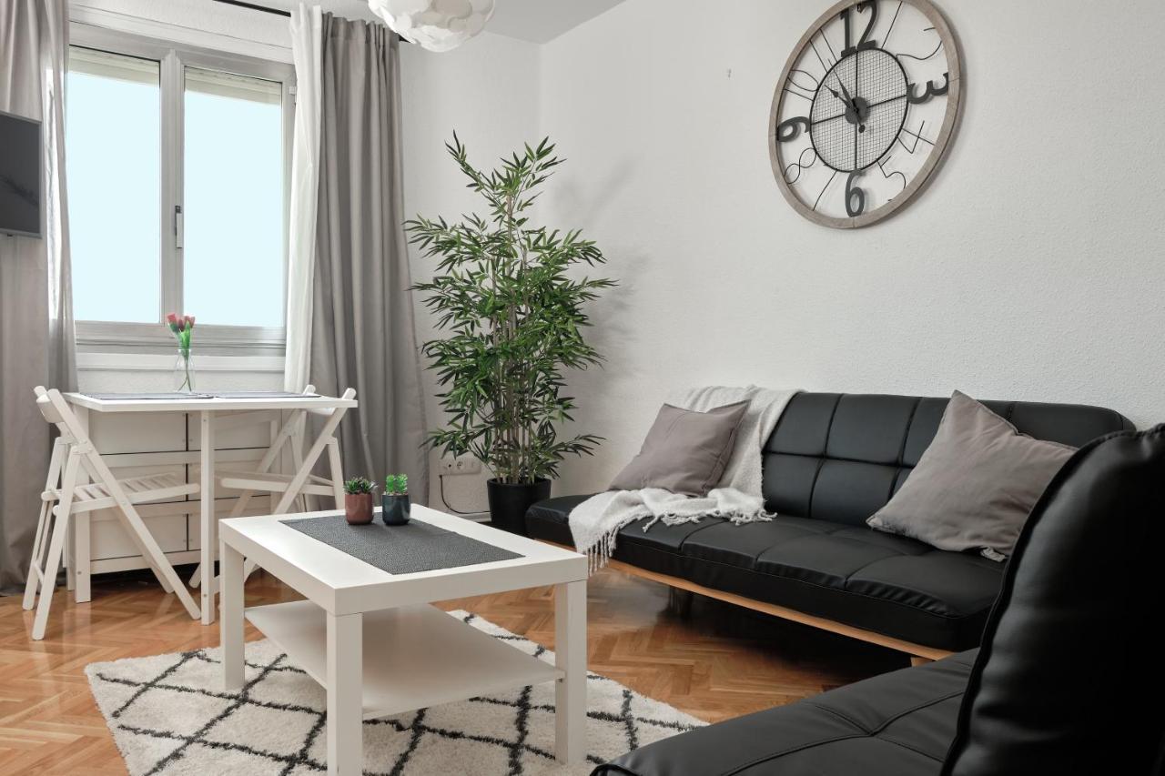 Apartamento El Coso โลโกรโญ ภายนอก รูปภาพ